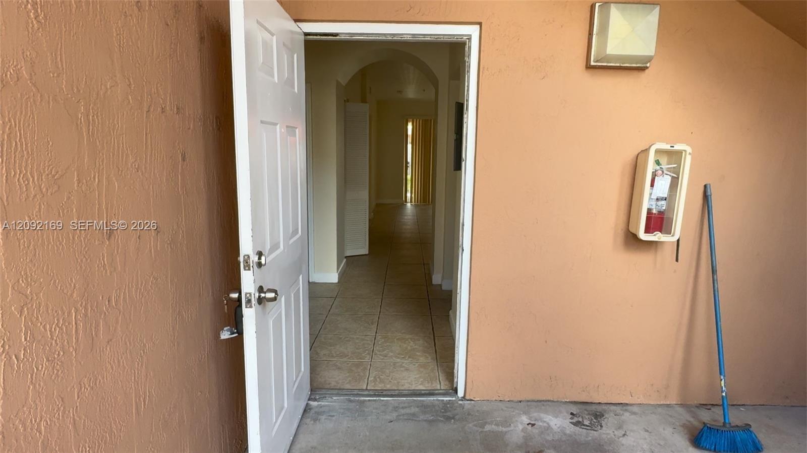 104-18 2 / 2 1130 sq. ft. $ 2026-09-19 0 foto