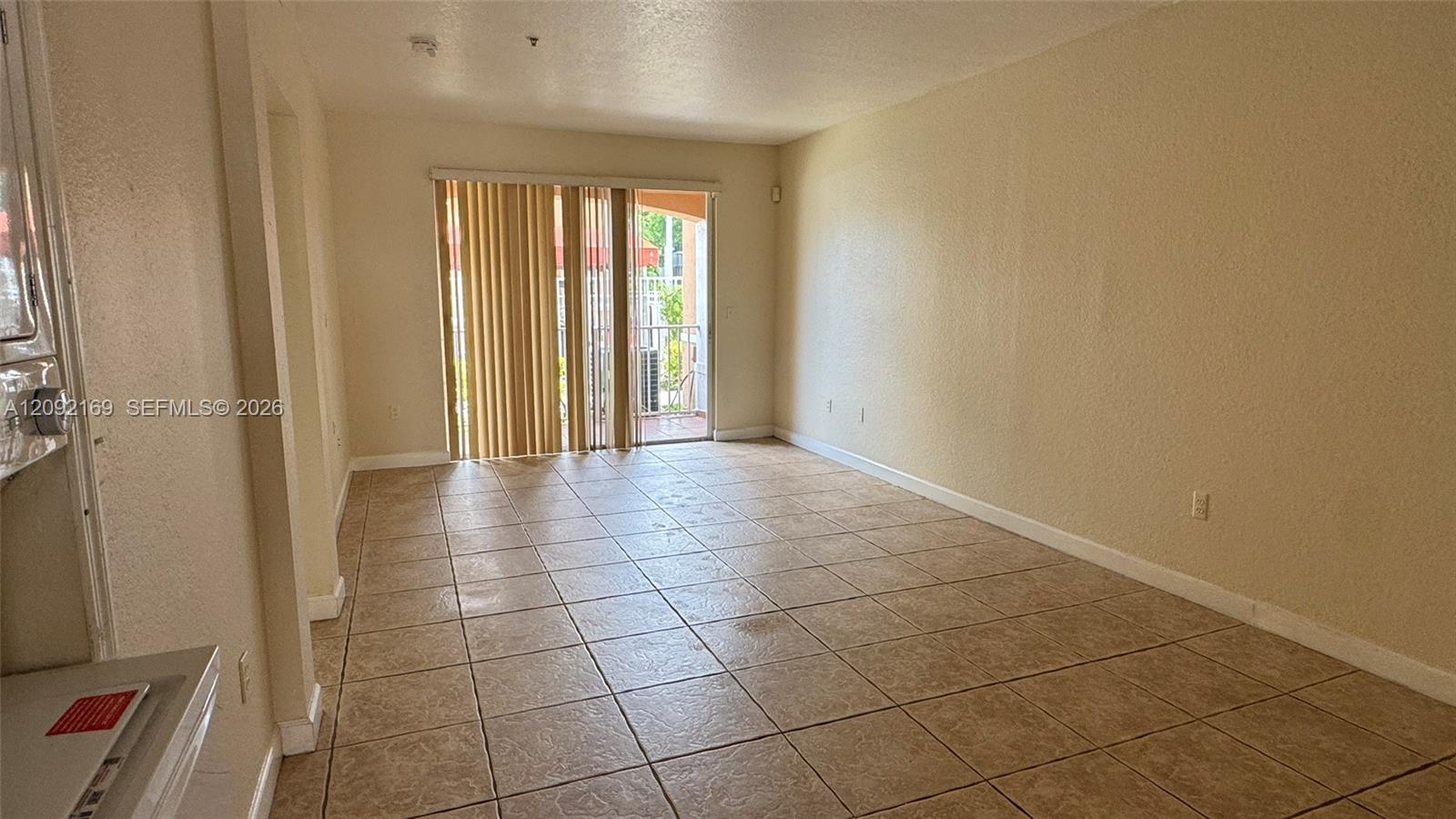 104-18 2 / 2 1130 sq. ft. $ 2026-09-19 0 foto