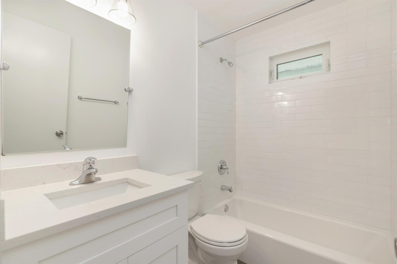 Ver detalles / 0 2025 sq. ft. $ 2026-09-20 0 foto