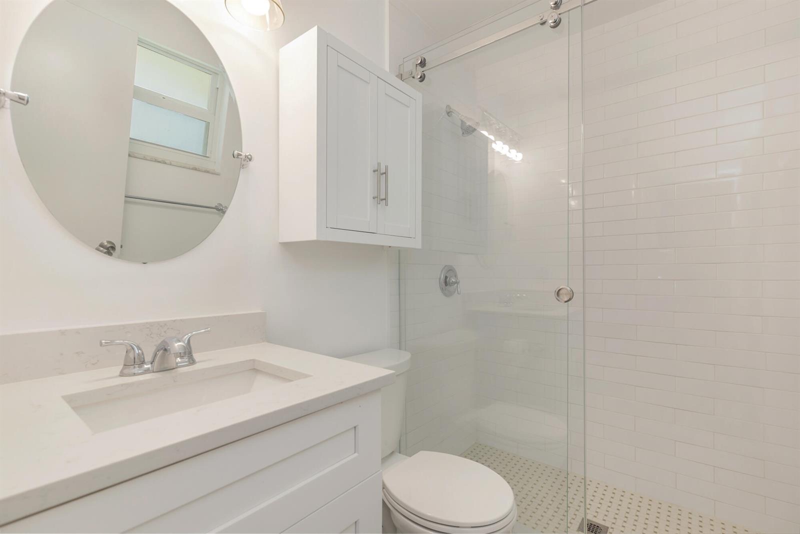 Ver detalles / 0 2025 sq. ft. $ 2026-09-20 0 foto