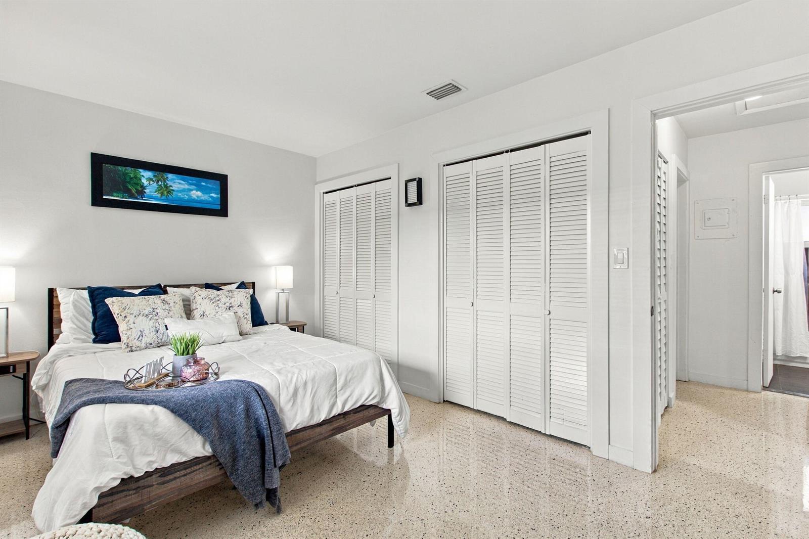   / 0 1642 sq. ft. $ 2026-10-19 0 Photo