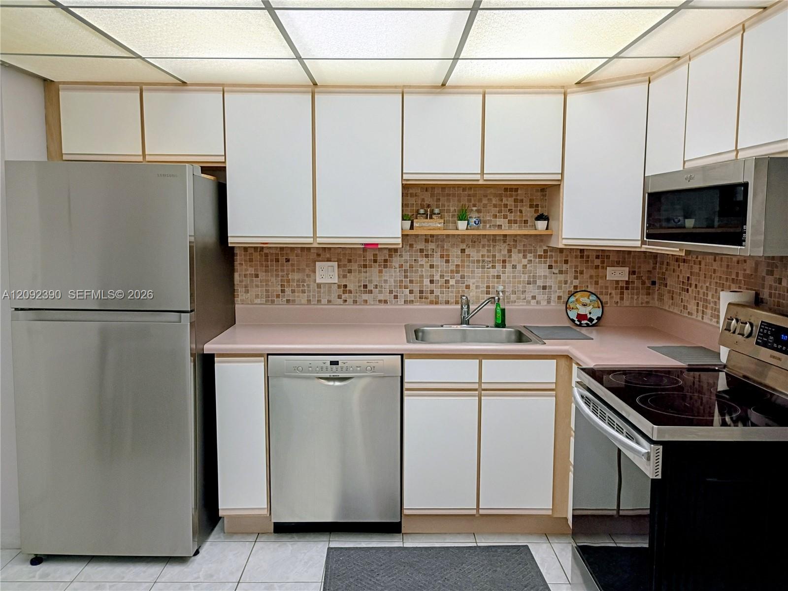 1208 2 / 2 1087 sq. ft. $ 2026-09-20 0 Photo