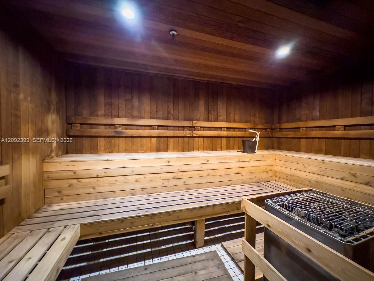1202 2 / 2 2065 sq. ft. $ 2026-09-20 0 Photo