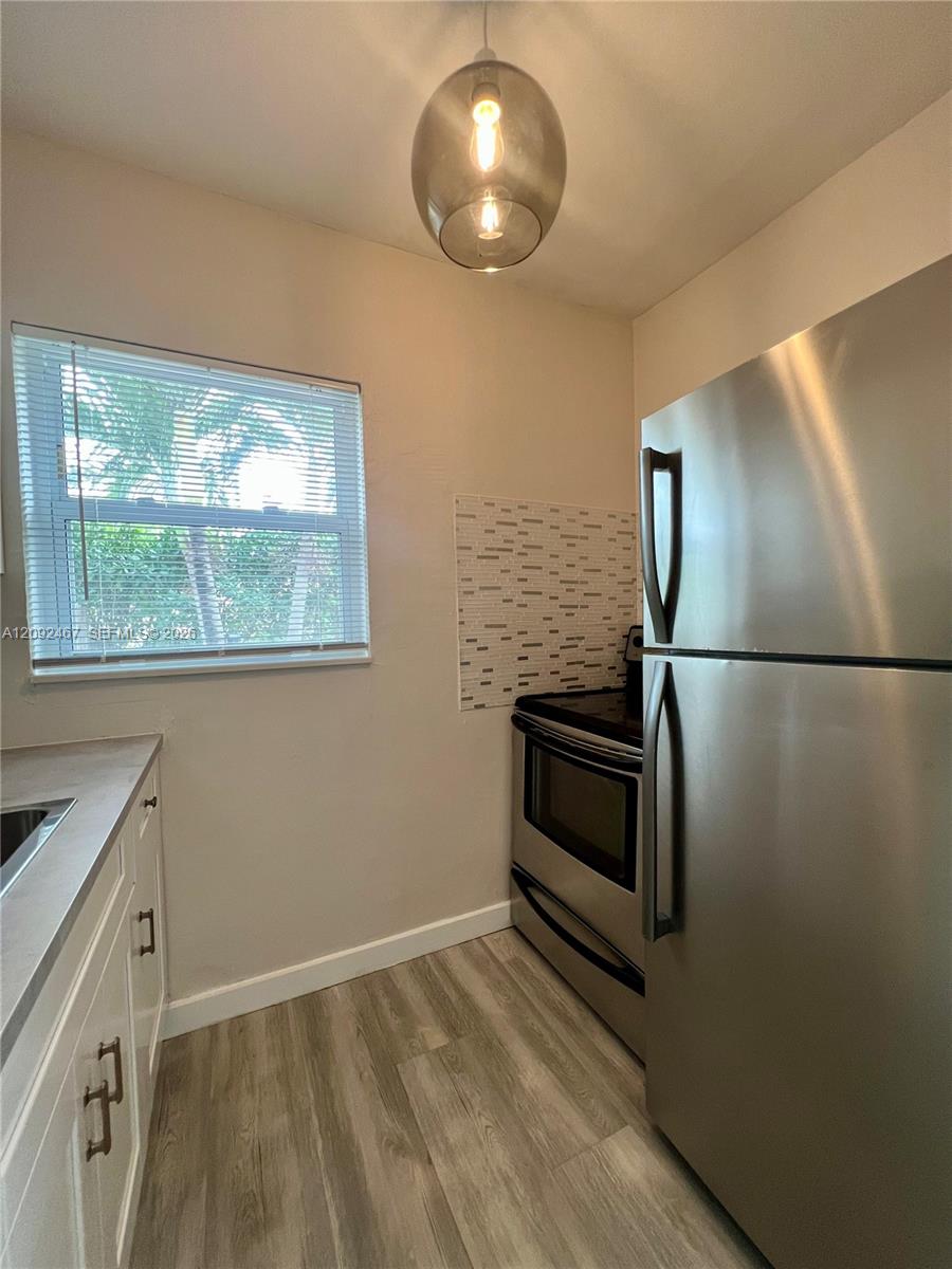 See details / sq. ft. $ 2026-09-20 0 Photo