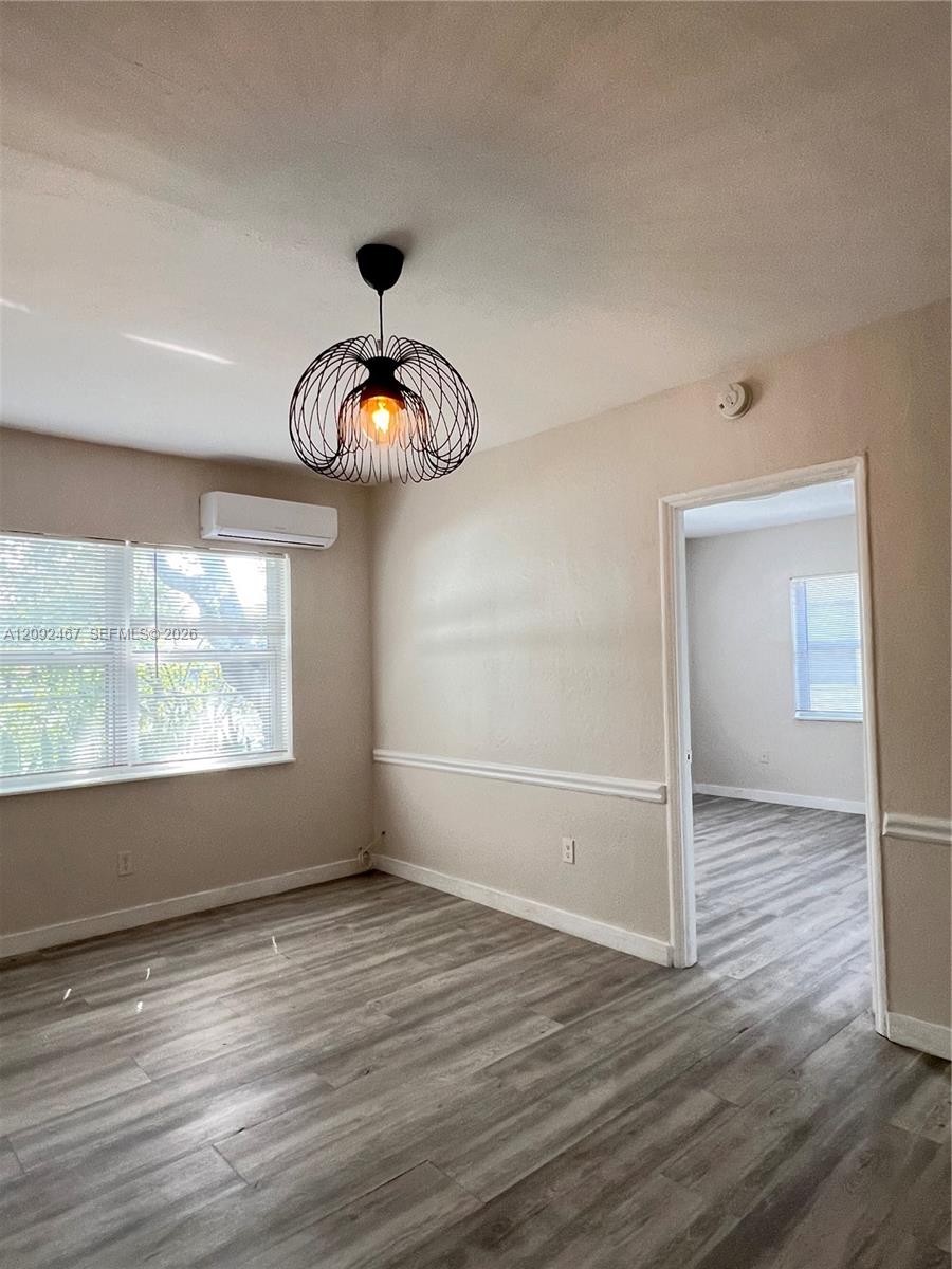 See details / sq. ft. $ 2026-09-20 0 Photo