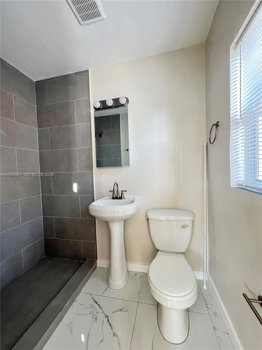 See details / sq. ft. $ 2026-09-20 0 Photo