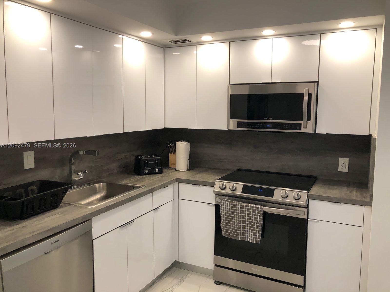 See details 1908 2 / 2 1357 sq. ft. $ 2026-09-20 0 Photo