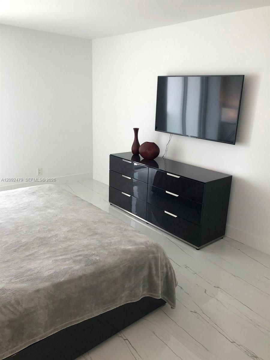 See details 1908 2 / 2 1357 sq. ft. $ 2026-09-20 0 Photo