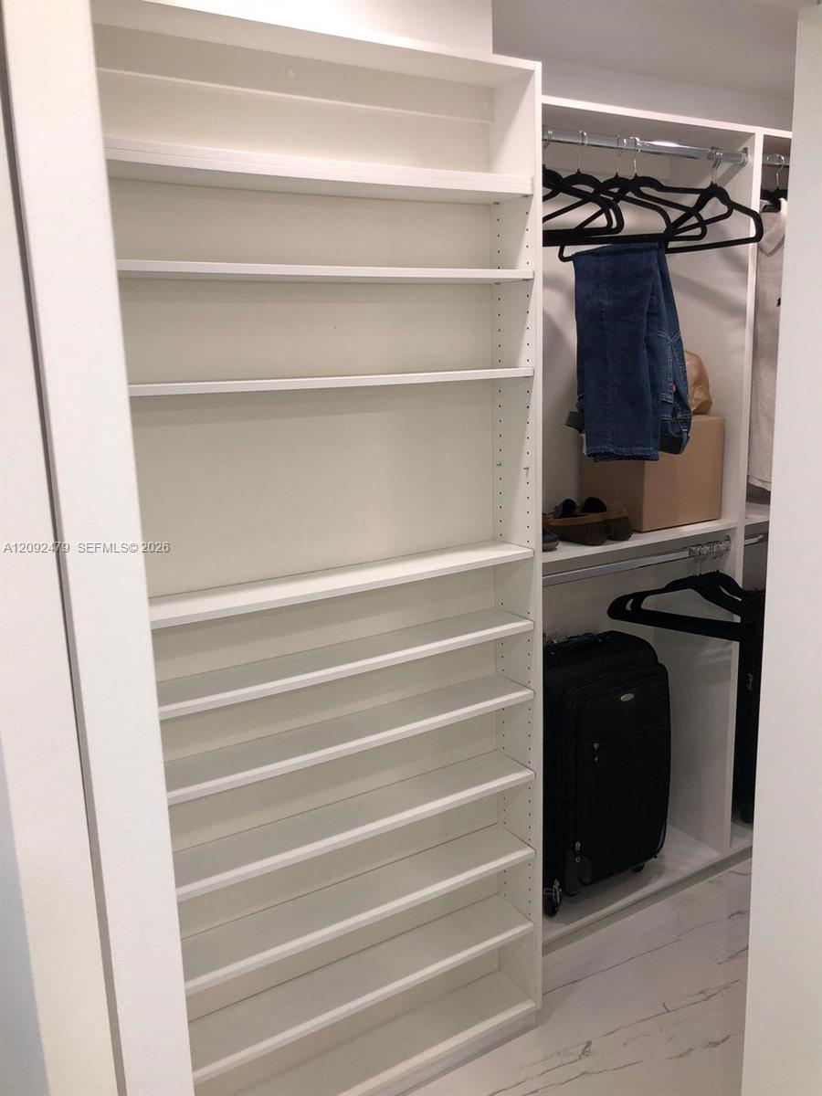 See details 1908 2 / 2 1357 sq. ft. $ 2026-09-20 0 Photo