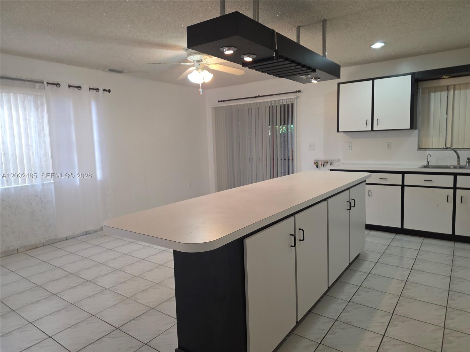 See details / 3111 sq. ft. $ 2026-09-20 0 Photo