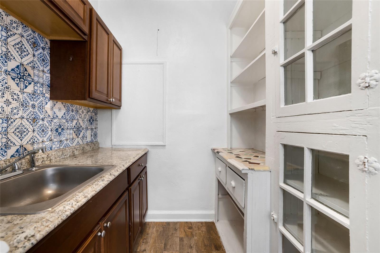 Ver detalles / sq. ft. $ 2026-09-21 0 foto