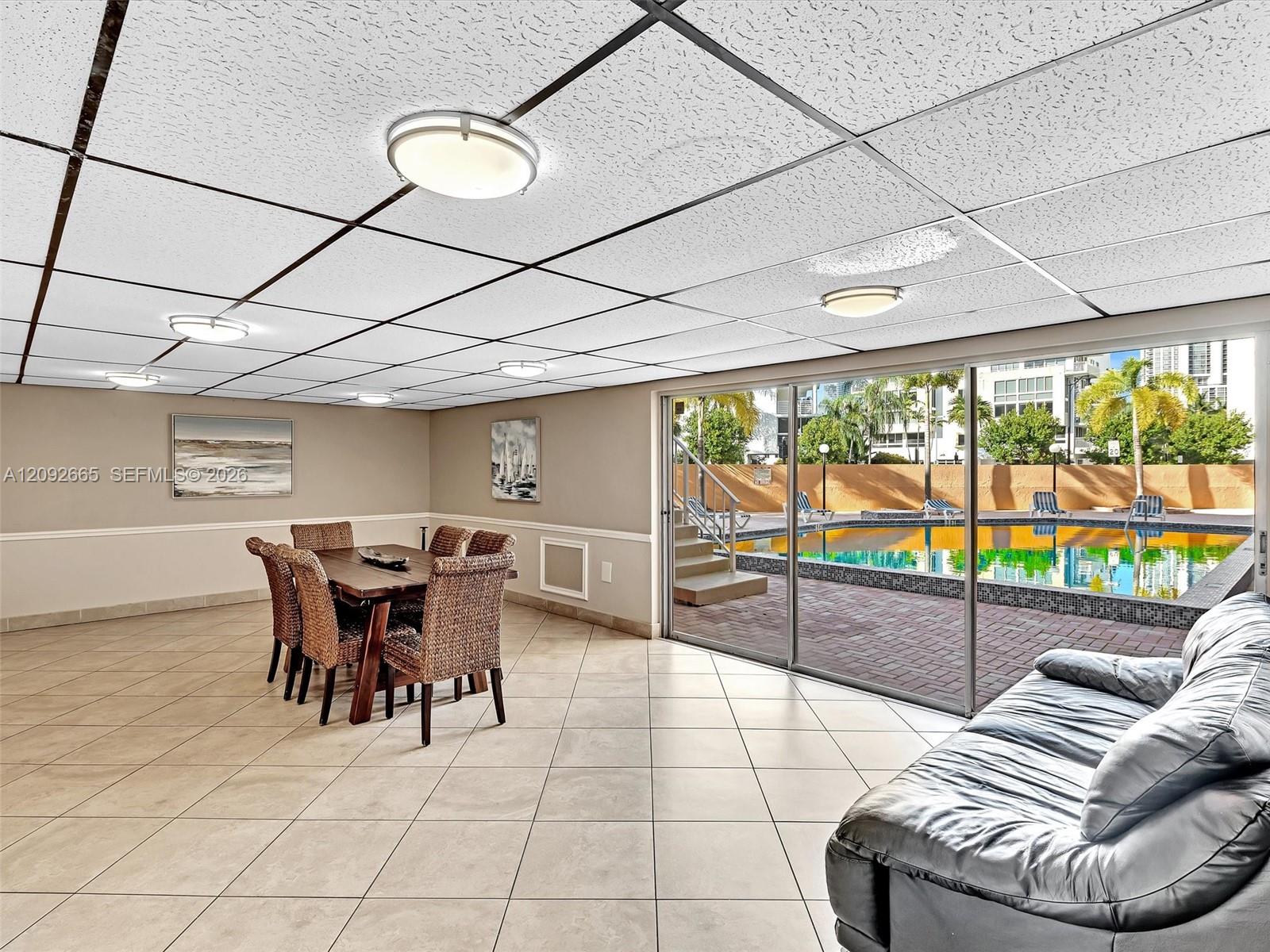 Ver detalles 510 1 / 2 1040 sq. ft. $ 2026-09-21 0 foto
