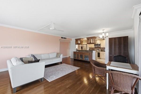 523 2 / 2 1344 sq. ft. $ 2026-09-21 0 foto