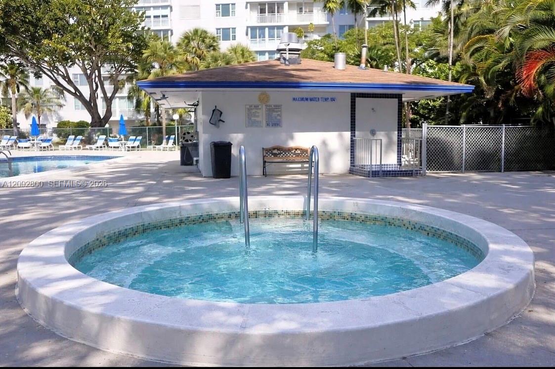 523 2 / 2 1344 sq. ft. $ 2026-09-21 0 foto