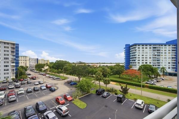 523 2 / 2 1344 sq. ft. $ 2026-09-21 0 foto