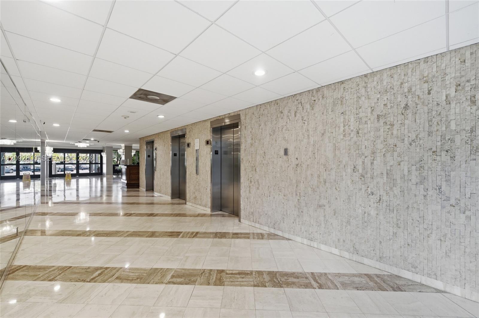 523 2 / 2 1344 sq. ft. $ 2026-09-21 0 foto