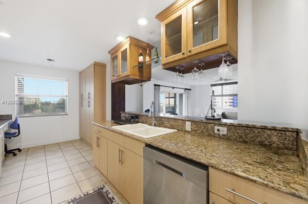 523 2 / 2 1344 sq. ft. $ 2026-09-21 0 foto