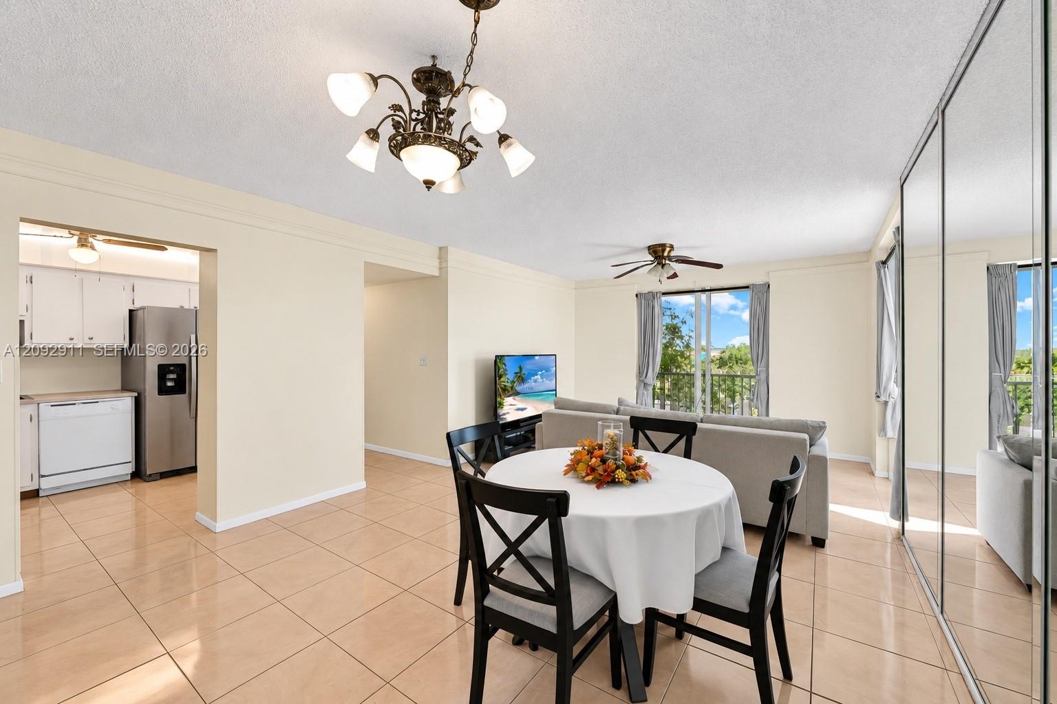 Ver detalles 401 2 / 2 1150 sq. ft. $ 2026-09-21 0 foto