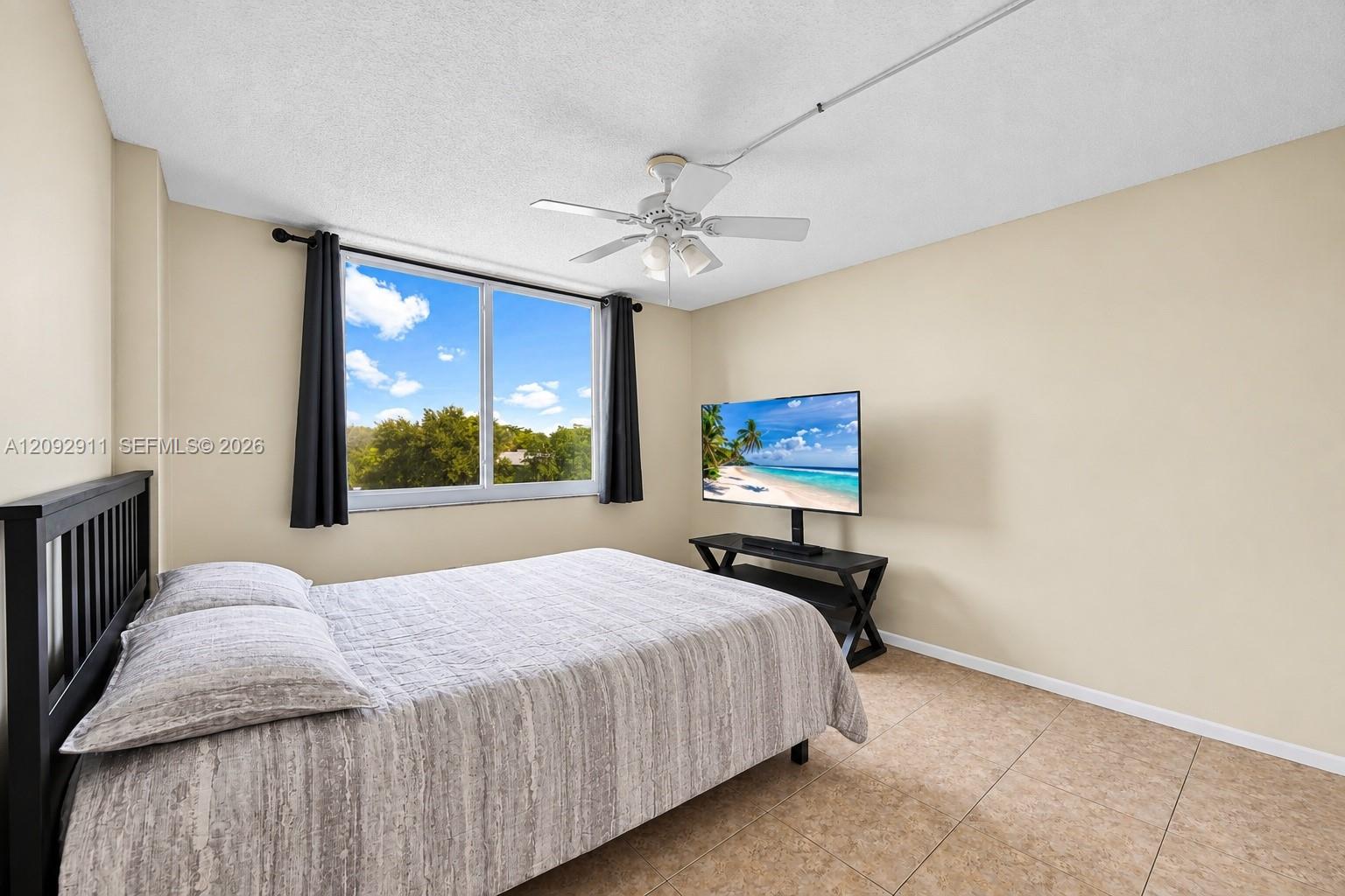 Ver detalles 401 2 / 2 1150 sq. ft. $ 2026-09-21 0 foto
