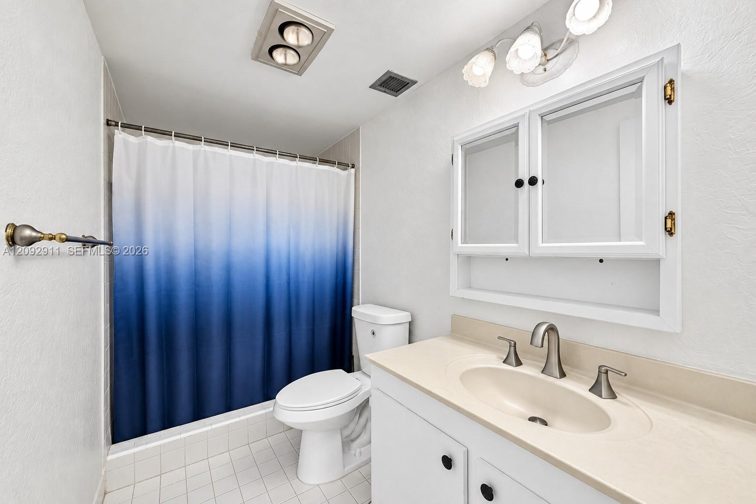 Ver detalles 401 2 / 2 1150 sq. ft. $ 2026-09-21 0 foto