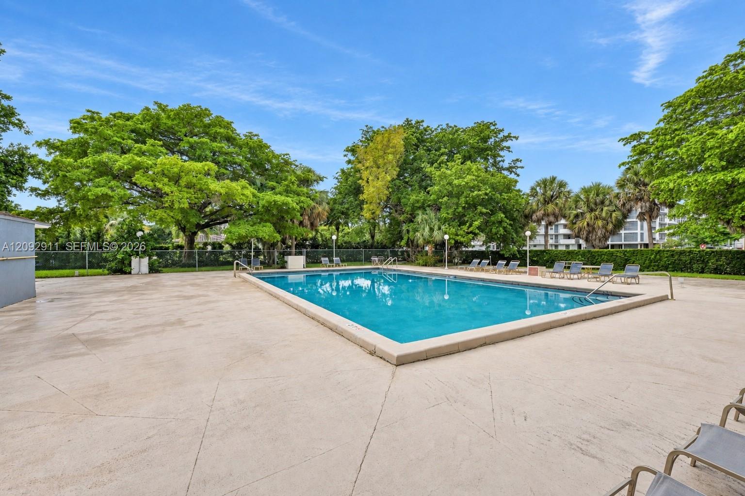 Ver detalles 401 2 / 2 1150 sq. ft. $ 2026-09-21 0 foto