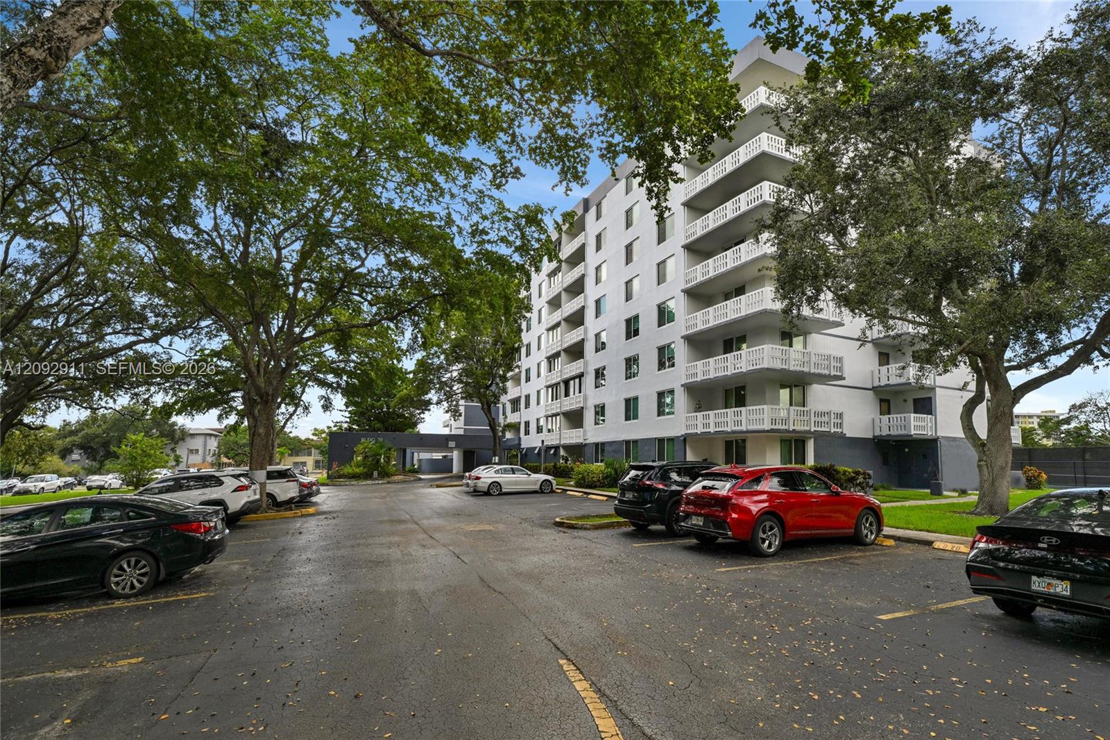 Ver detalles 401 2 / 2 1150 sq. ft. $ 2026-09-21 0 foto