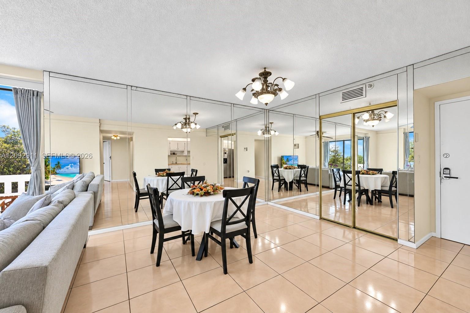 Ver detalles 401 2 / 2 1150 sq. ft. $ 2026-09-21 0 foto