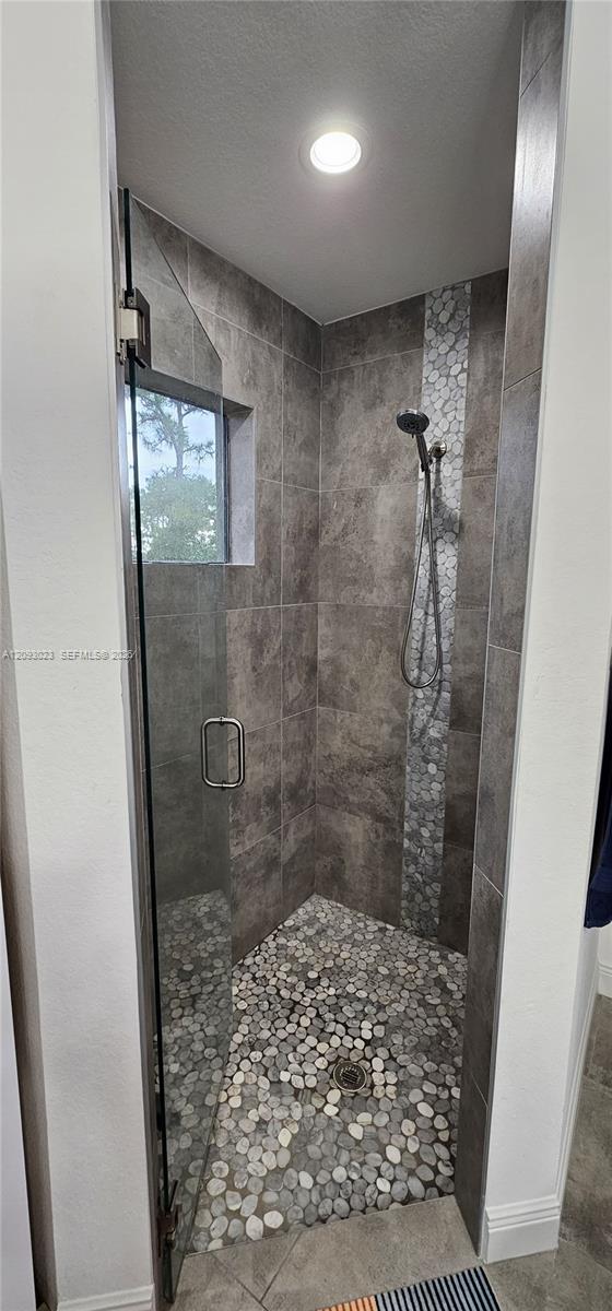 1008 3 / 2  кв.футов $ 2026-09-22 0 Фото
