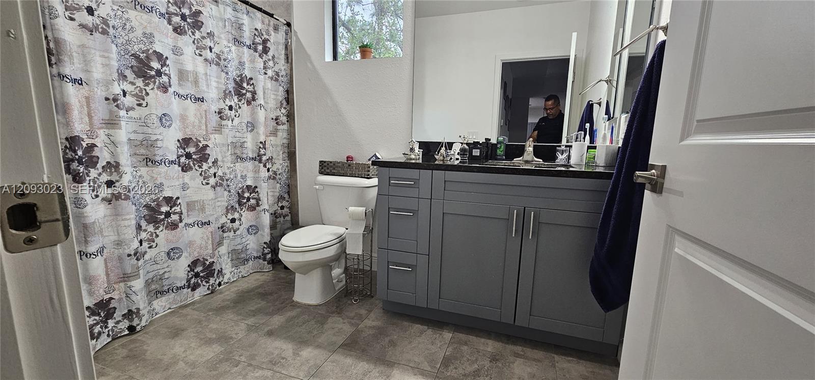 1008 3 / 2  кв.футов $ 2026-09-22 0 Фото