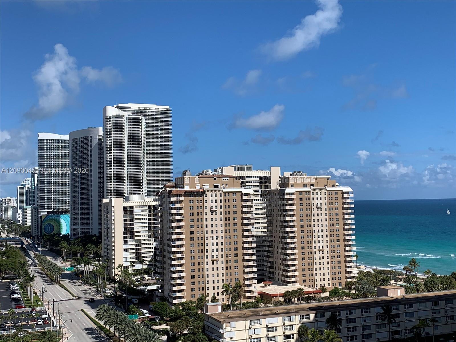 See details 17M 1 / 2 870 sq. ft. $ 2026-09-21 0 Photo