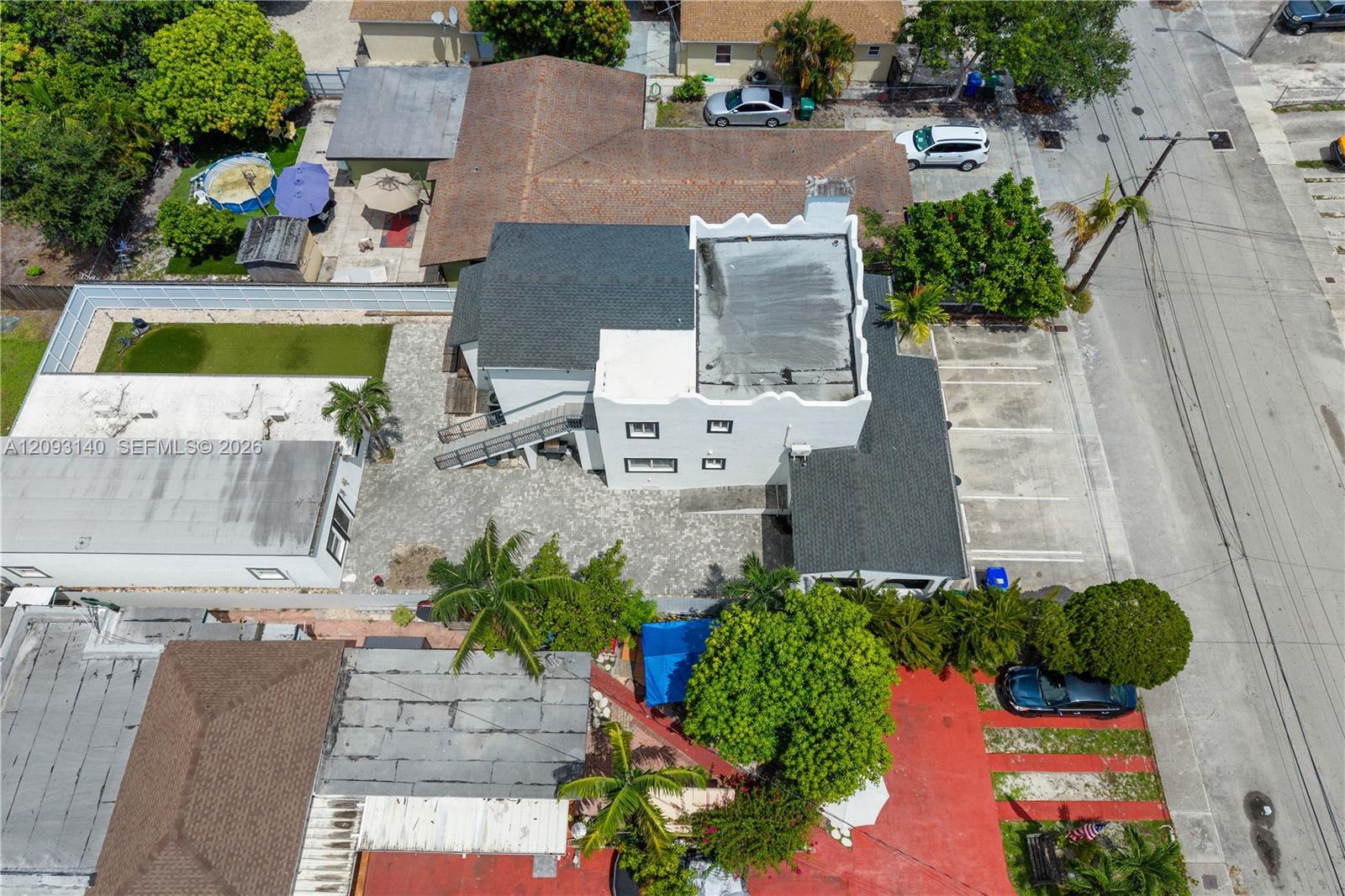  /  4151 sq. ft. $ 2026-10-01 0 foto