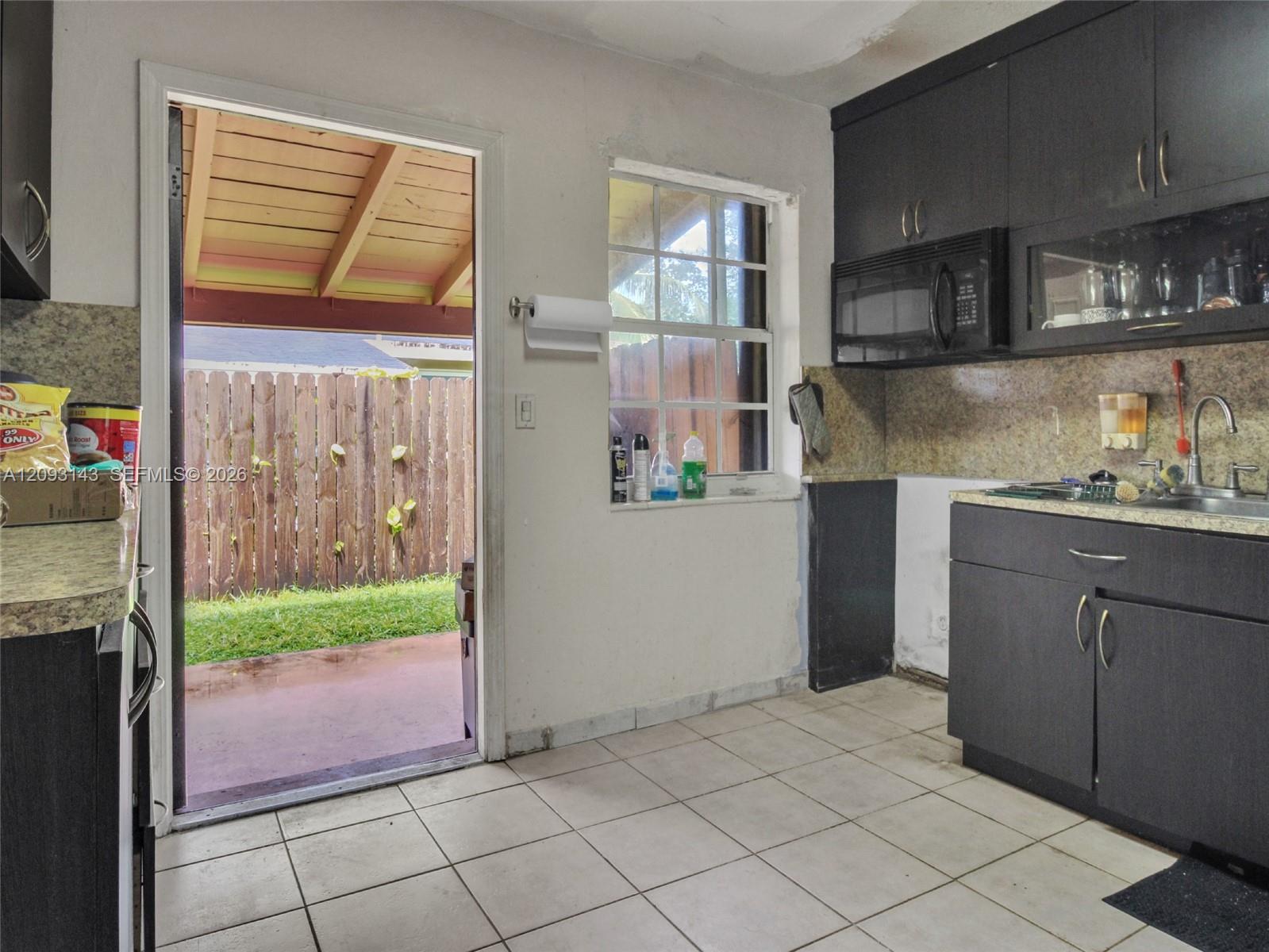   /  1593 sq. ft. $ 2026-09-21 0 foto