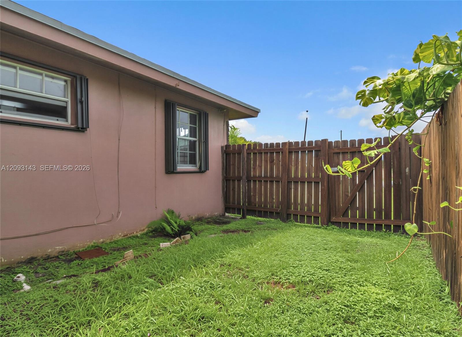   /  1593 sq. ft. $ 2026-09-21 0 foto
