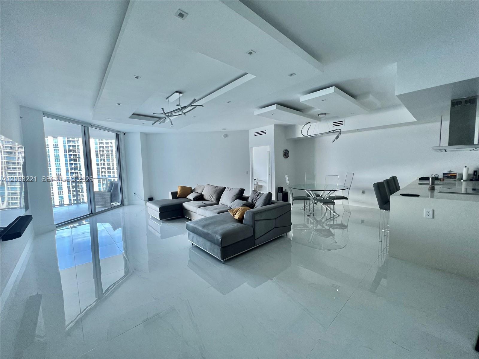 Photo 19 of Biscayne Blvd