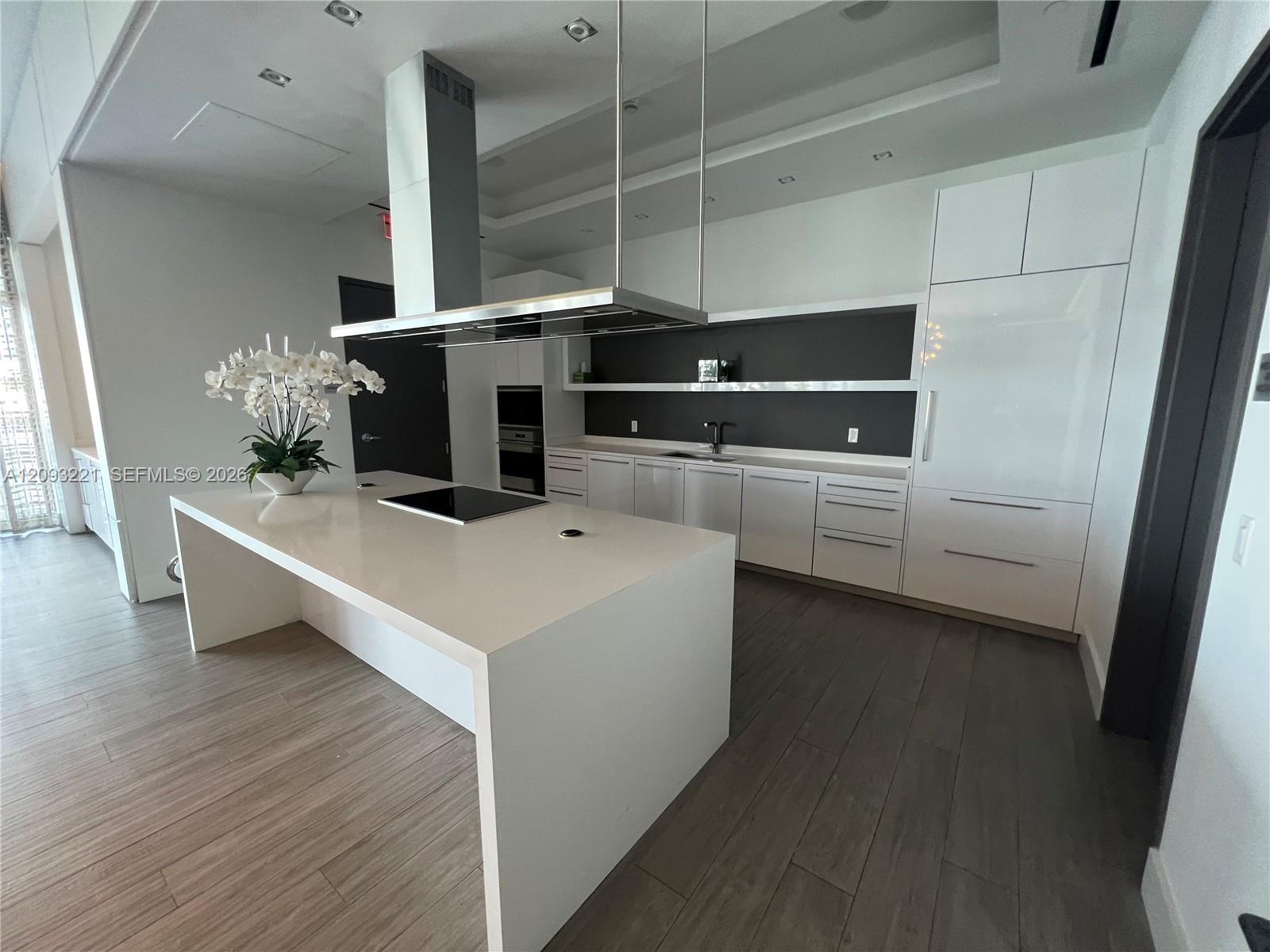 Photo 6 of Biscayne Blvd