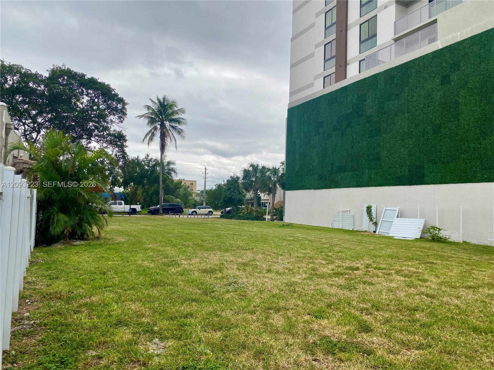   /   sq. ft. $ 2026-09-21 0 foto