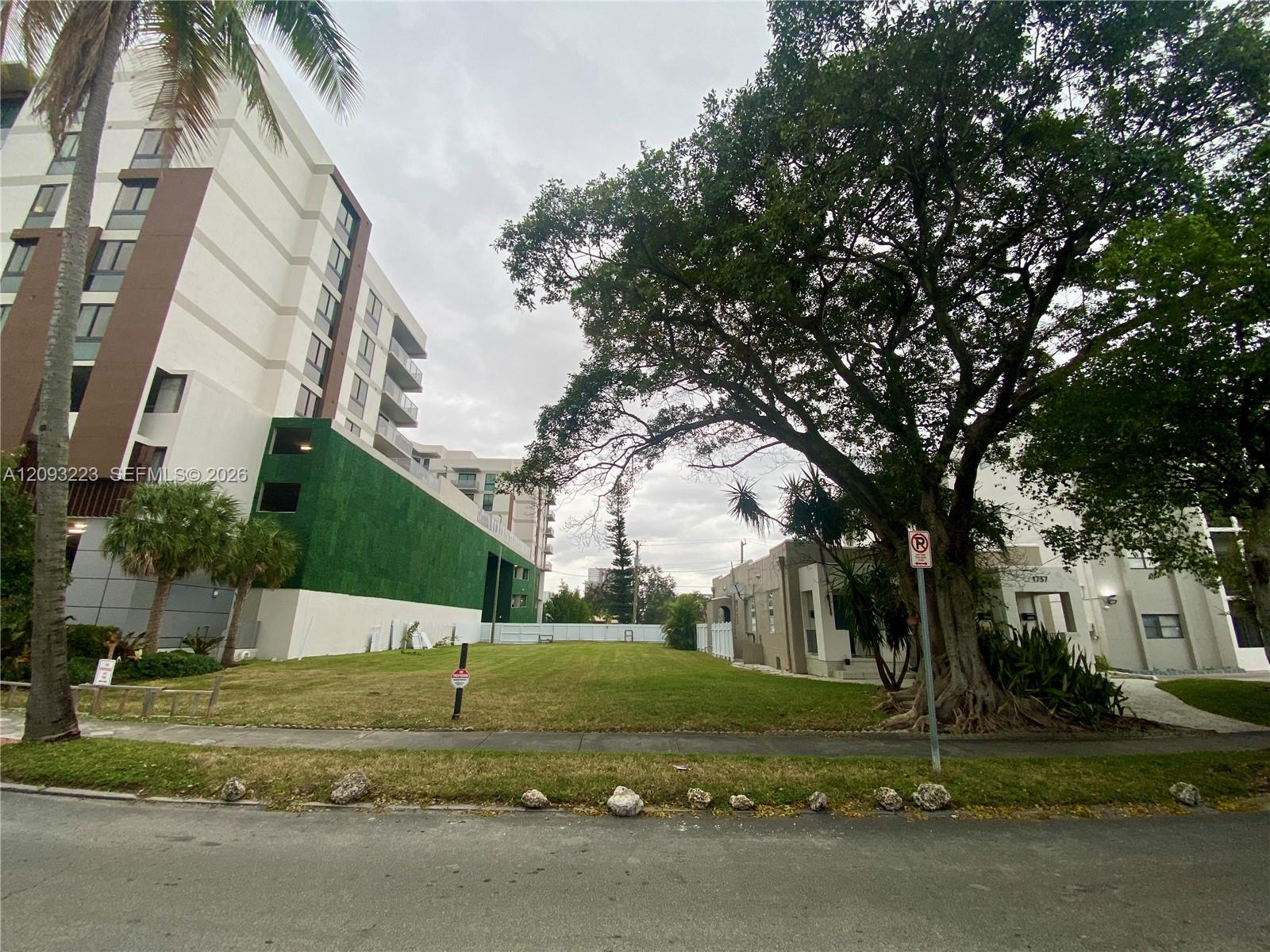   /   sq. ft. $ 2026-09-21 0 foto