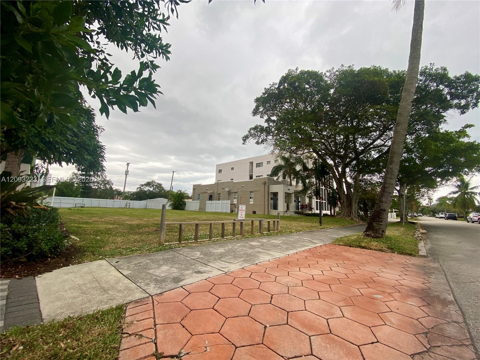   /   sq. ft. $ 2026-09-21 0 foto