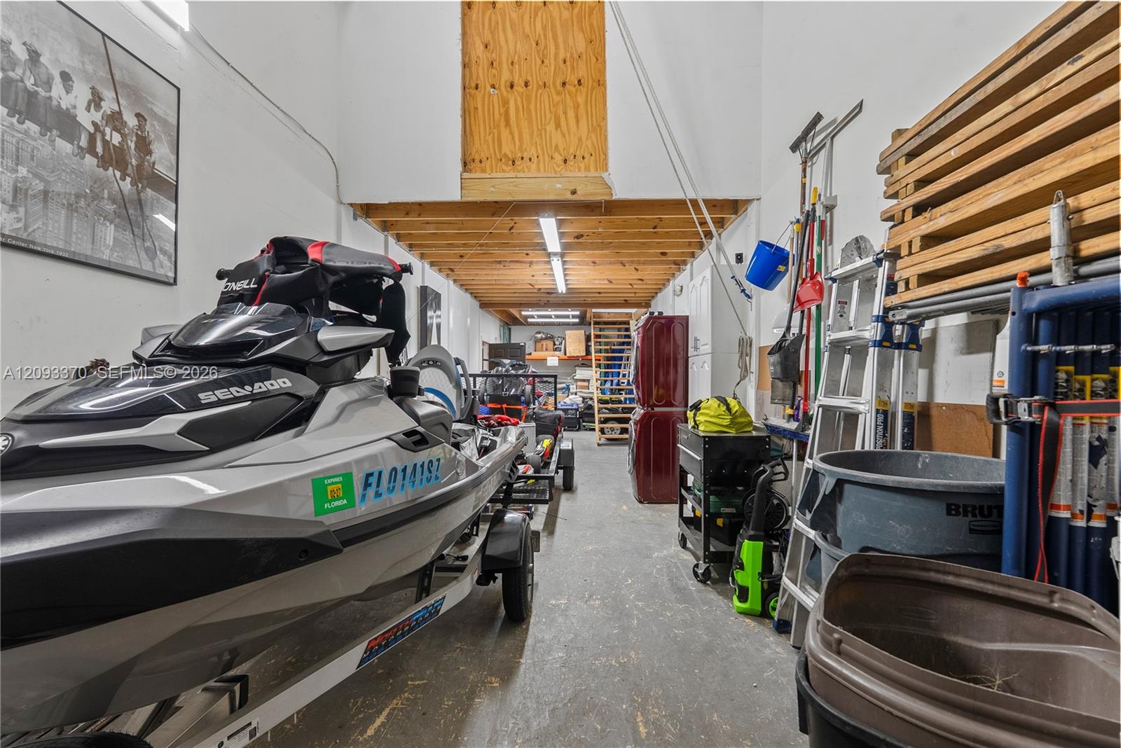 See details 10 / sq. ft. $ 2026-09-22 0 Photo