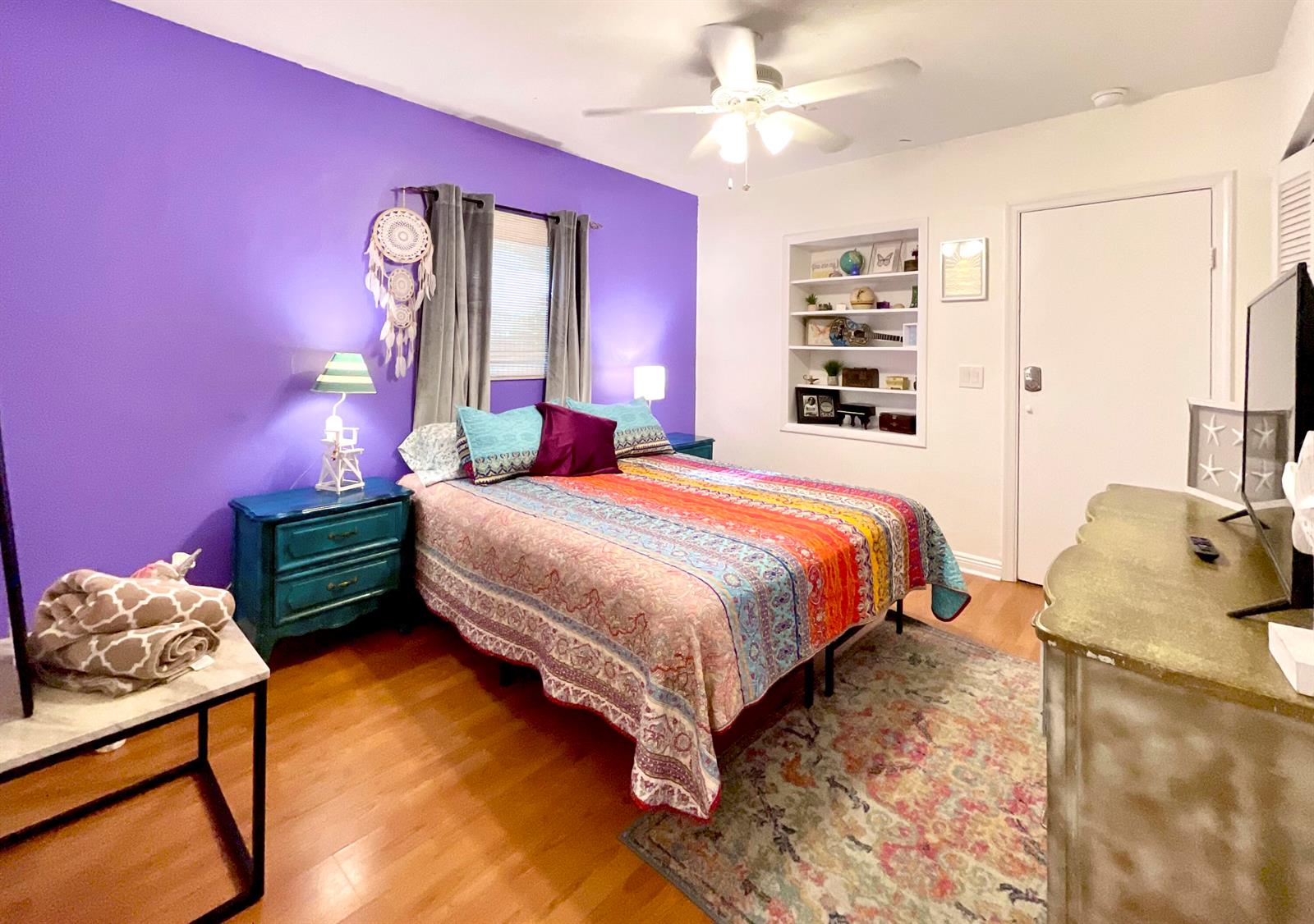 Ver detalles / 0 2128 sq. ft. $ 2026-09-23 0 foto