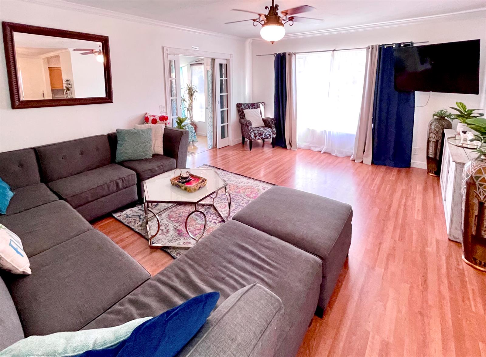 Ver detalles / 0 2128 sq. ft. $ 2026-09-23 0 foto