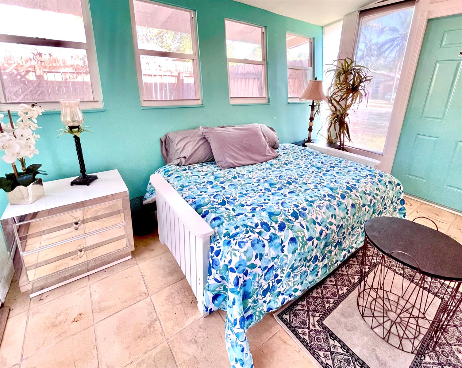 Ver detalles / 0 2128 sq. ft. $ 2026-09-23 0 foto
