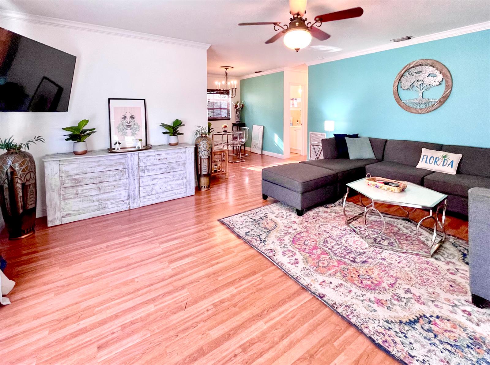 Ver detalles / 0 2128 sq. ft. $ 2026-09-23 0 foto