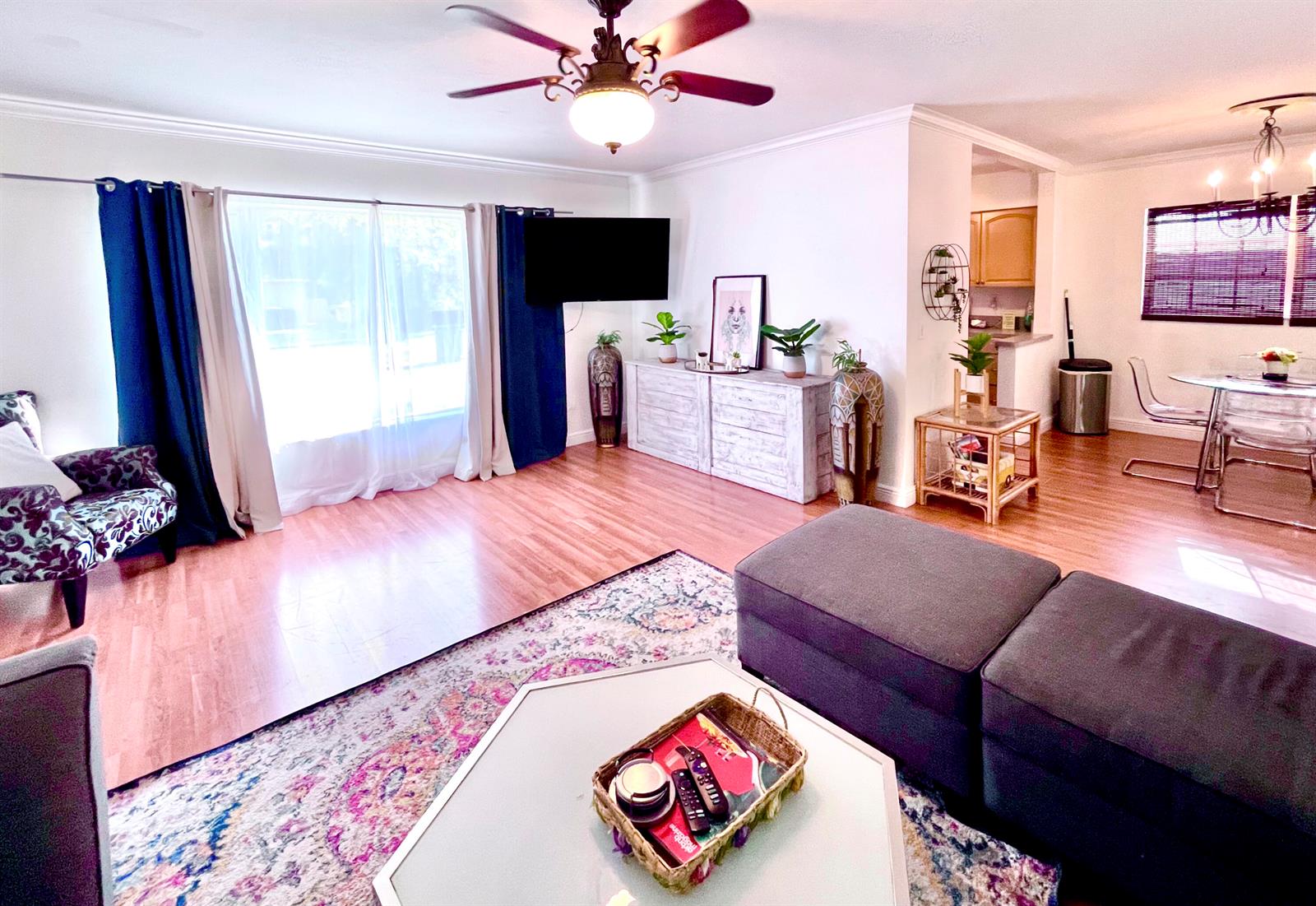 Ver detalles / 0 2128 sq. ft. $ 2026-09-23 0 foto