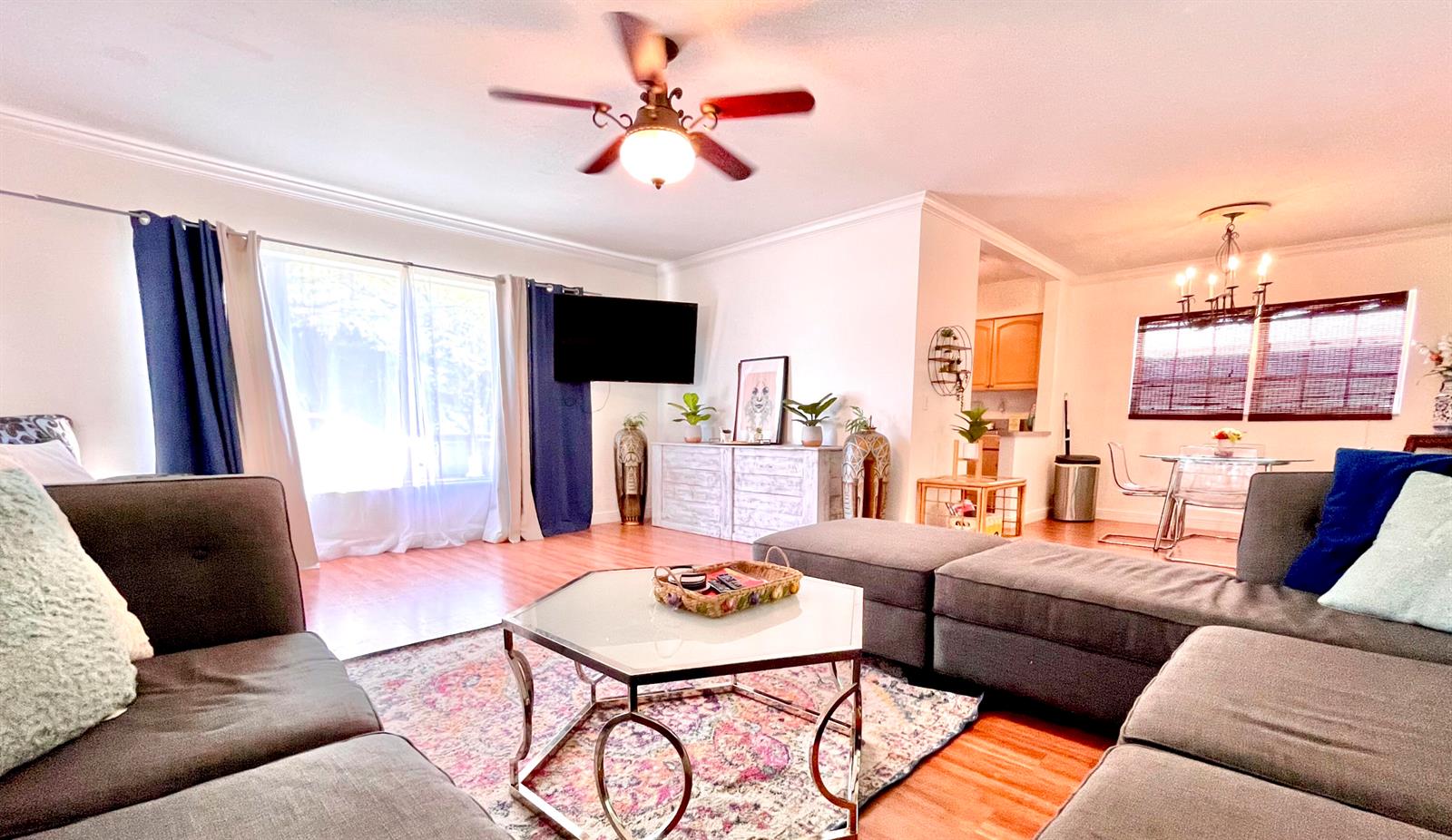 Ver detalles / 0 2128 sq. ft. $ 2026-09-23 0 foto