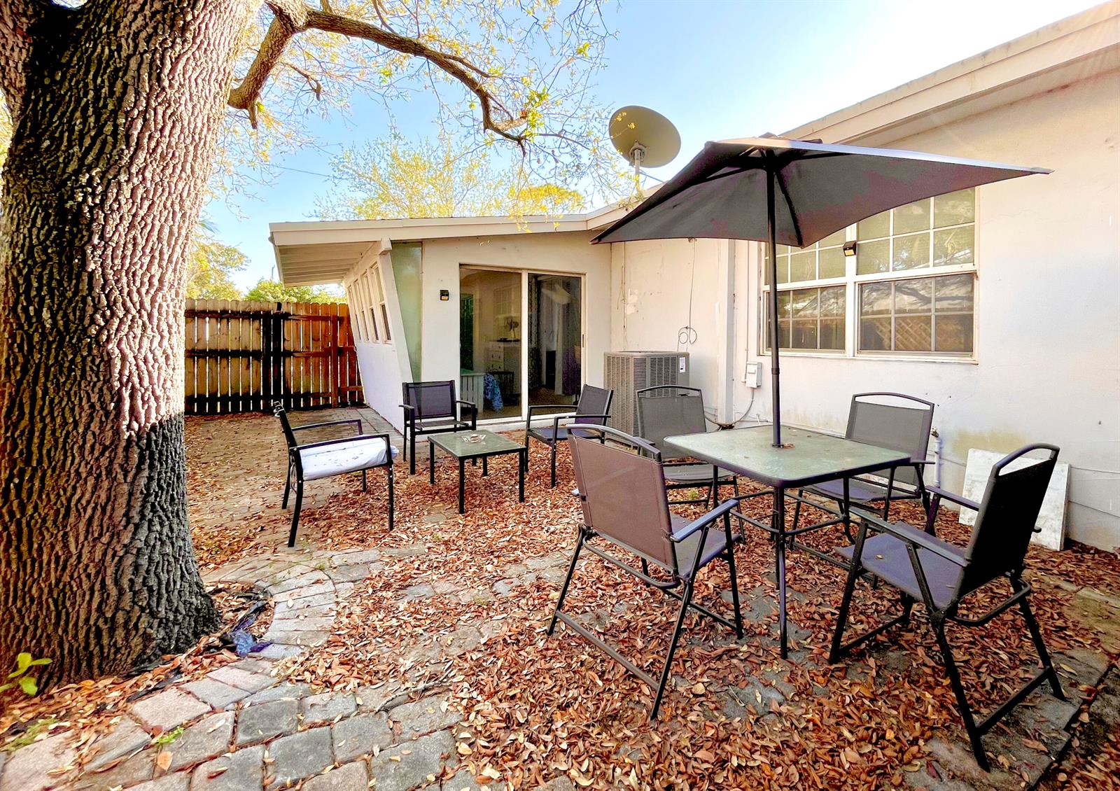 Ver detalles / 0 2128 sq. ft. $ 2026-09-23 0 foto