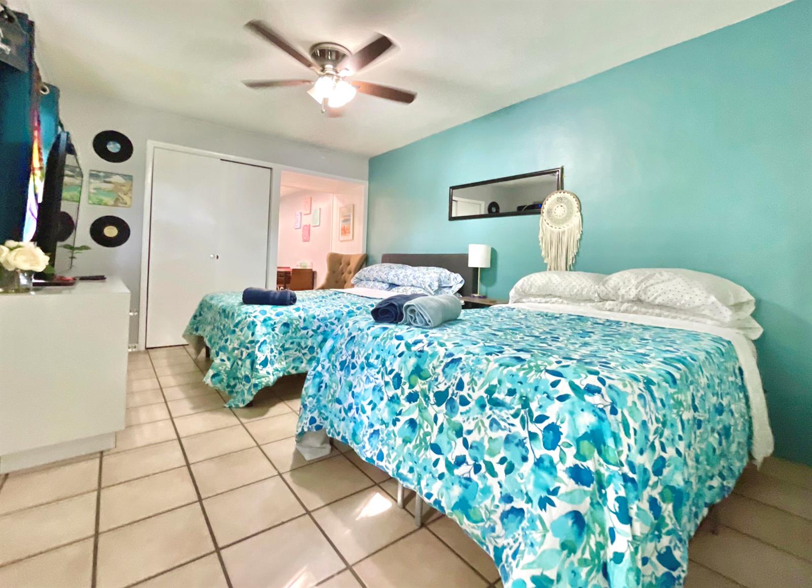 Ver detalles / 0 2128 sq. ft. $ 2026-09-23 0 foto