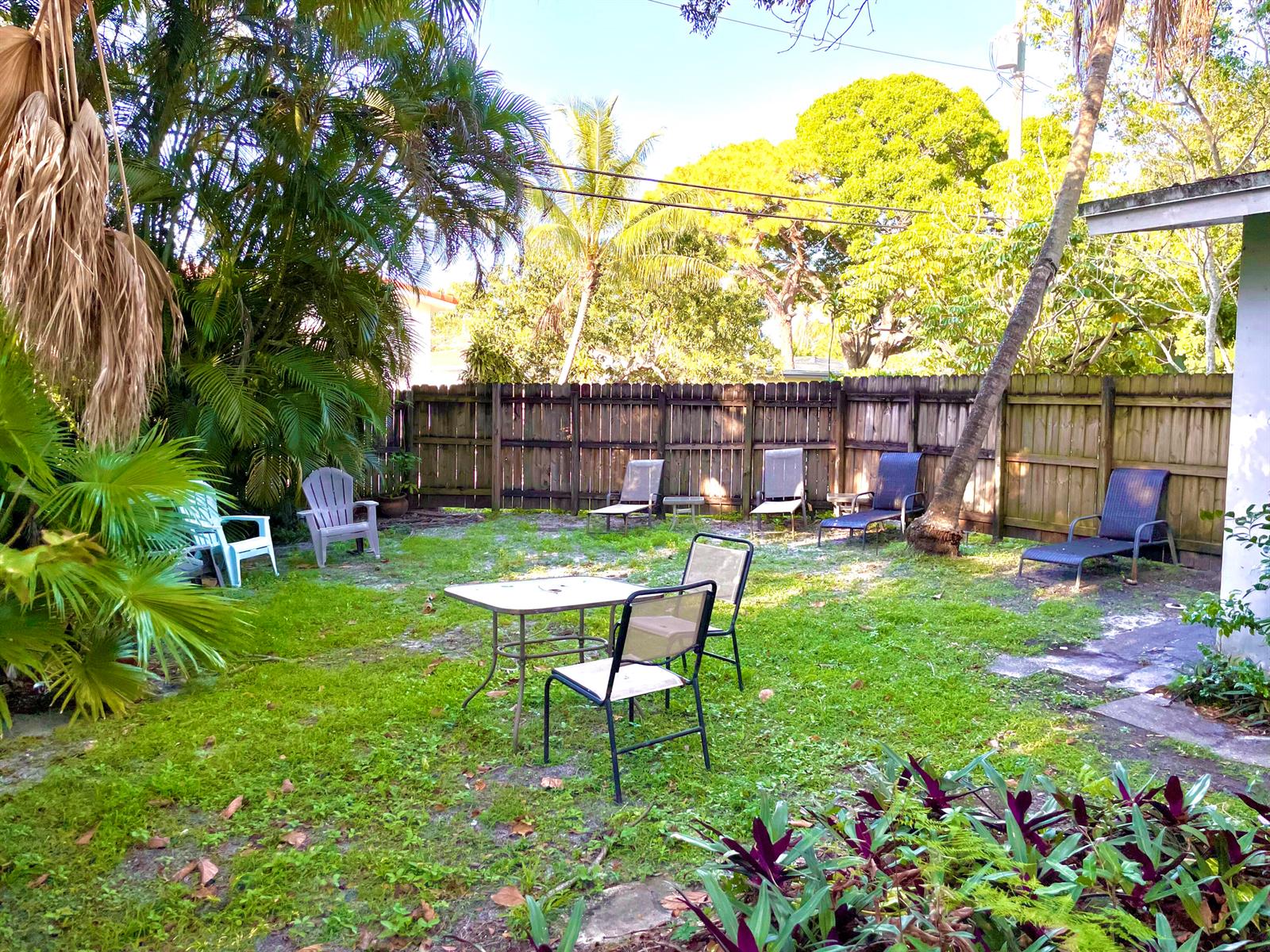 Ver detalles / 0 2128 sq. ft. $ 2026-09-23 0 foto
