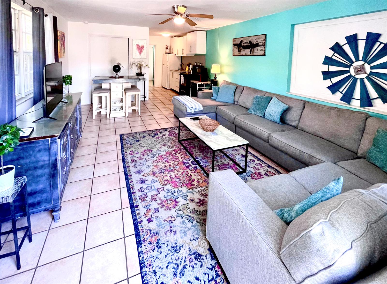 Ver detalles / 0 2128 sq. ft. $ 2026-09-23 0 foto