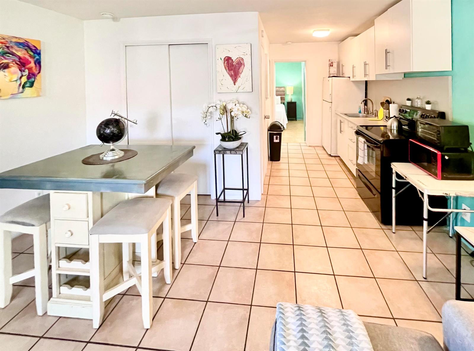 Ver detalles / 0 2128 sq. ft. $ 2026-09-23 0 foto
